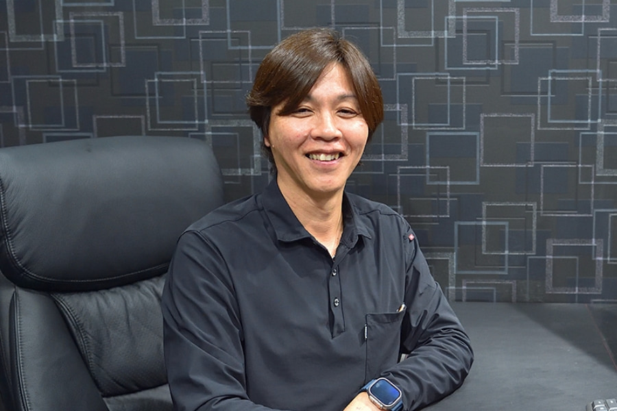 代表取締役 森岡成洋の写真